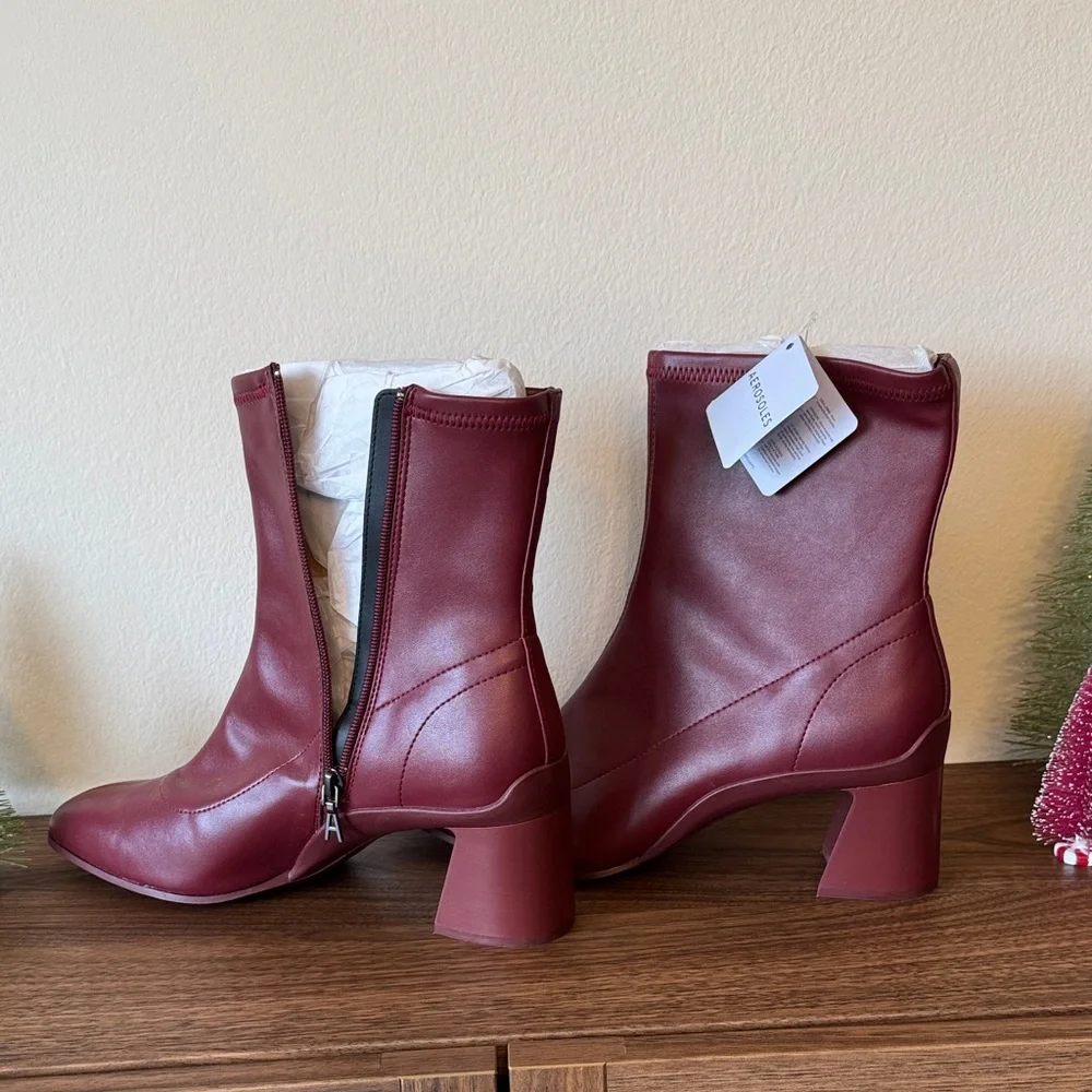 New! AEROSOLES Chic Burgundy Heeled Boots - Picture 2 of 4